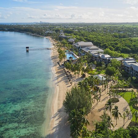 Le Meridien Ile Maurice Пуант-о-Пиман Экстерьер фото Aerial view of the beach at Sandals South Coast