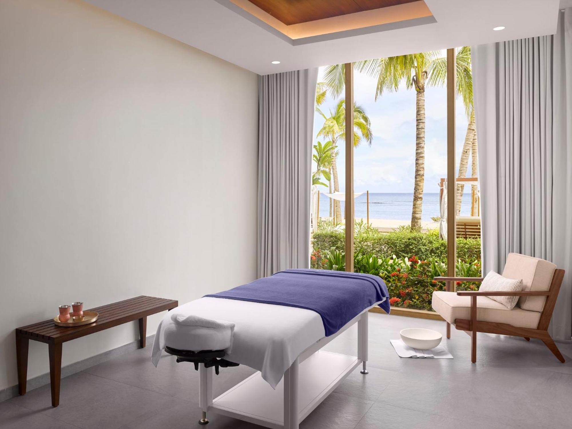 Le Meridien Ile Maurice Пуант-о-Пиман Экстерьер фото Spa at The Westin Maldives